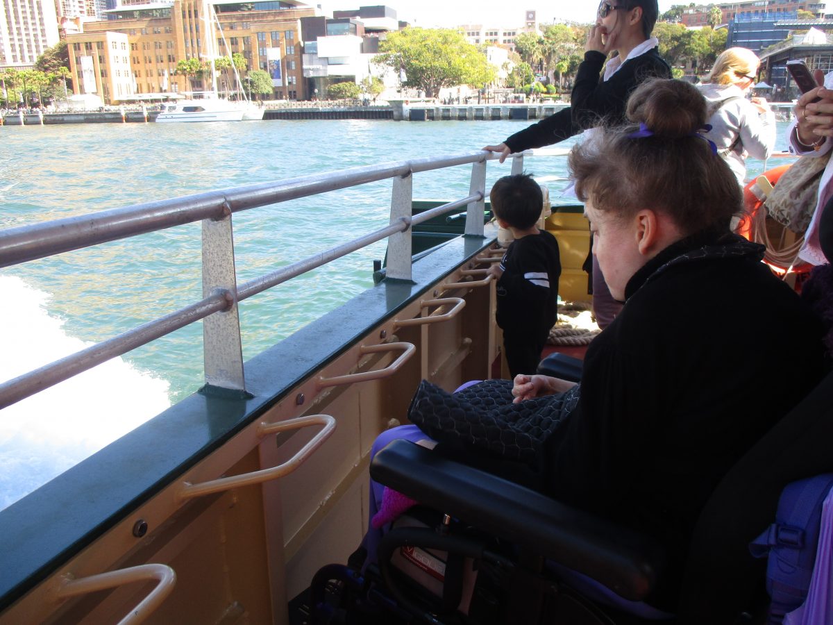 SYDNEY HARBOUR(Sharing time with Jenny)